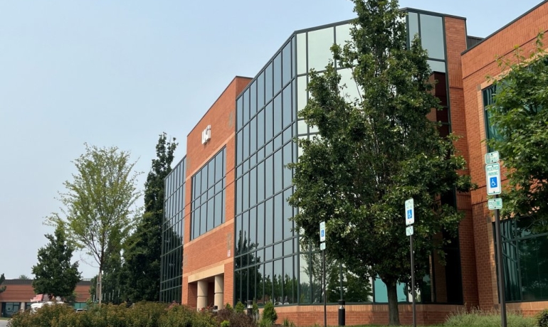 Crestpointe Corporate Center