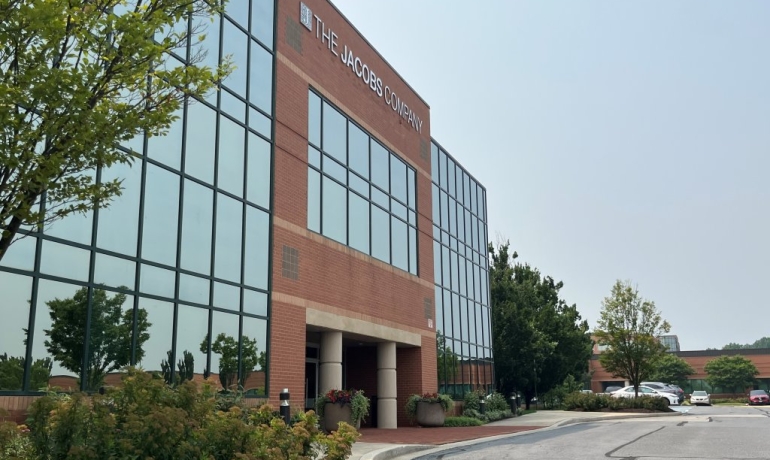 Crestpointe Corporate Center